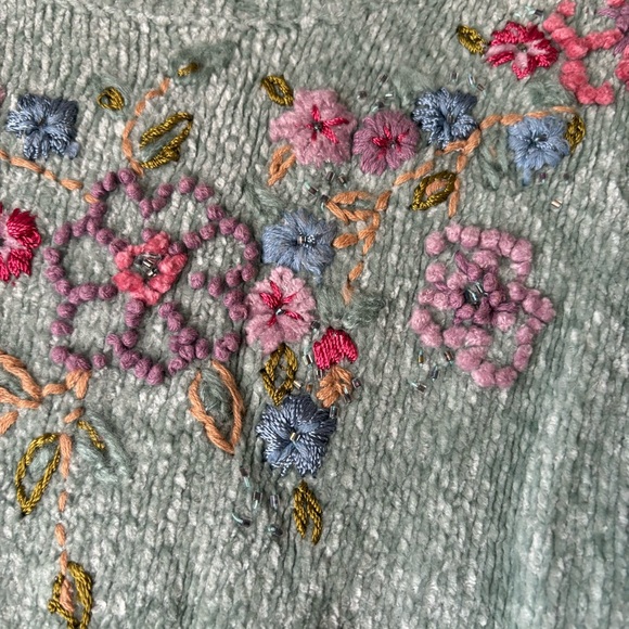 Alfred Dunner Vintage 90s Pastel Green Sweater Floral Embroidery Womens Small - Picture 4 of 8